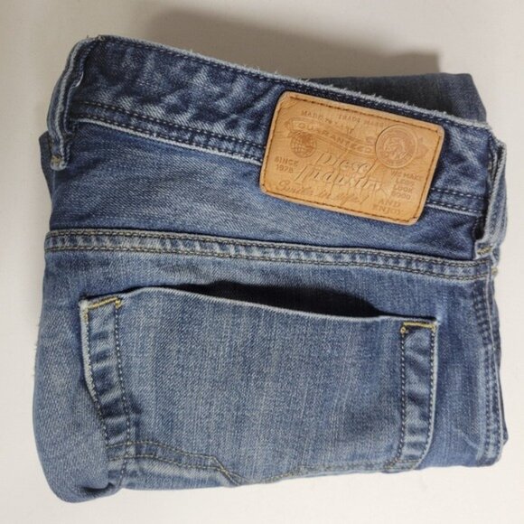 Diesel Zatiny Regular Bootcut Jeans 34x32 Fits 36x34 Distress Button Fly 0803M - Picture 10 of 10